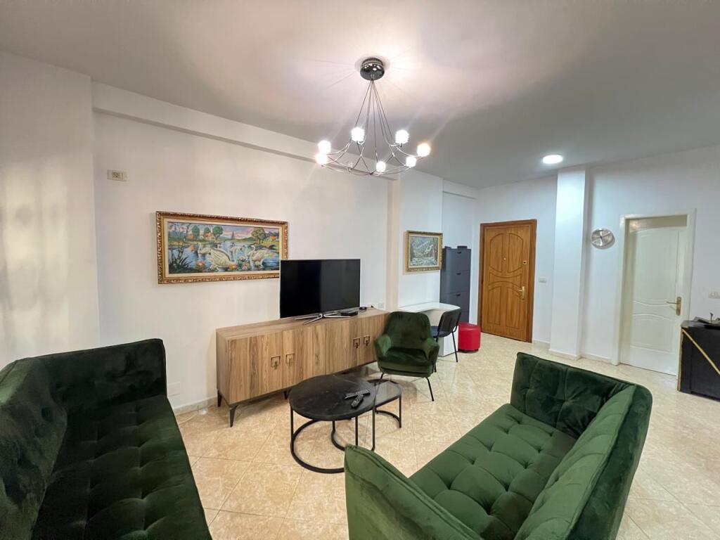 Appartamento in Vendita 2+1+2 presso Komuna e Parisit (ID B120706) Tirana