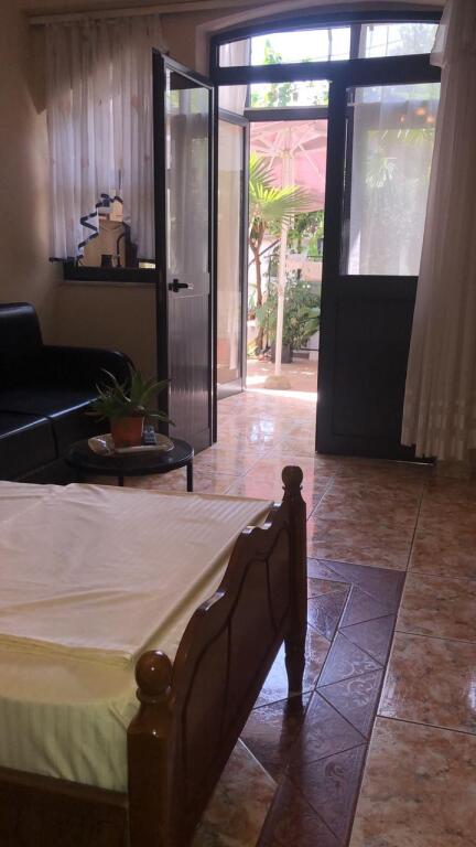 📢 Studio Apartment for Rent – Medreseja 💶 Price: 35,000 Lek / month