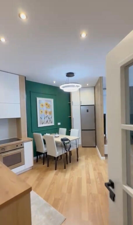 Shitet super apartament 2+1 tek Kopshti Zoologjik