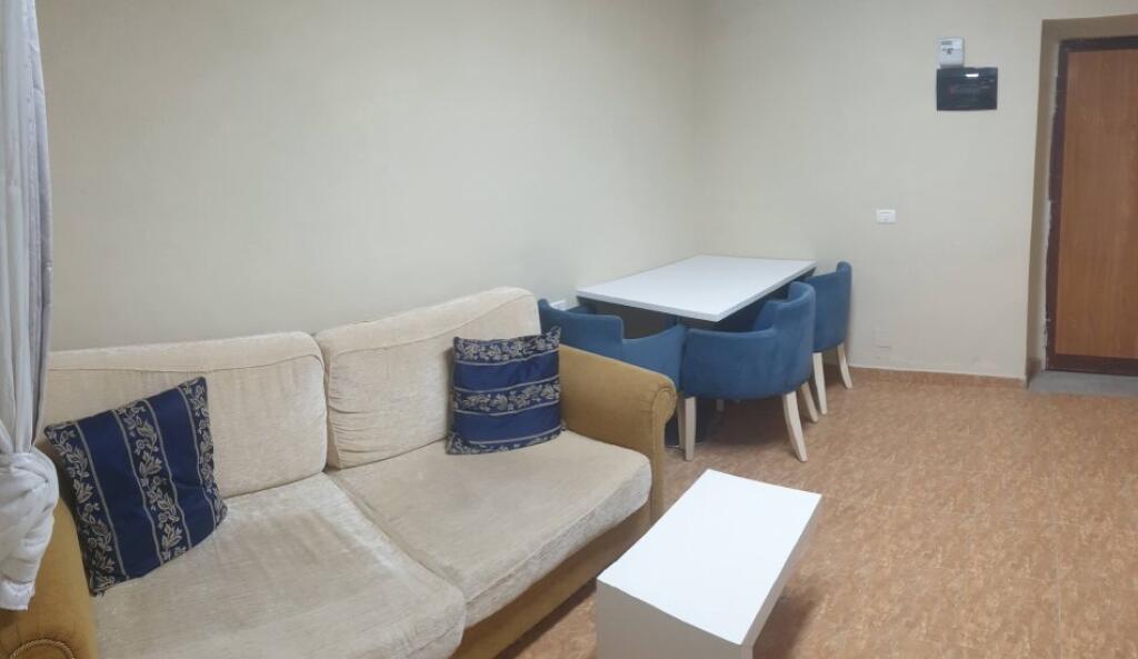 Jepet Me Qera Apartament 1+1+1 Ballkon