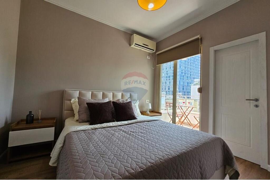 4 Studios for Sale in Bllok