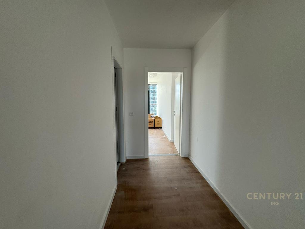 2+1 apartment or office for rent at Lake View Residence!