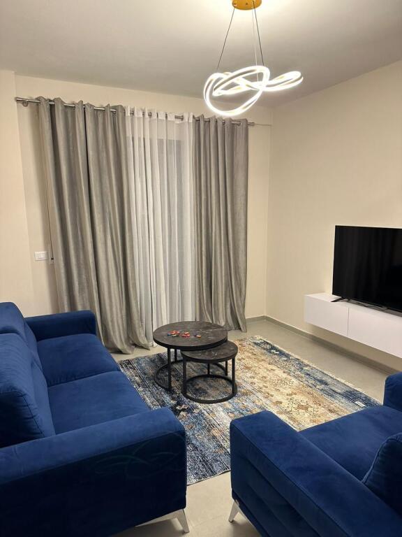 Apartament me qera
