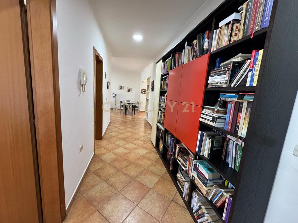 RTSH, JAPIM ME QIRA APARTAMENT 2+1!!