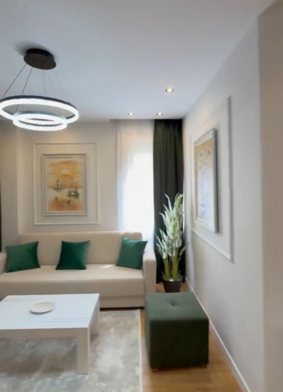 Shitet super apartament 2+1 tek Kopshti Zoologjik