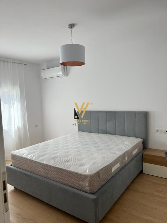 JEPET APARTAMENT 2+1+BLK ME QIRA TE BLV. ZOGU I 1, 950 EURO