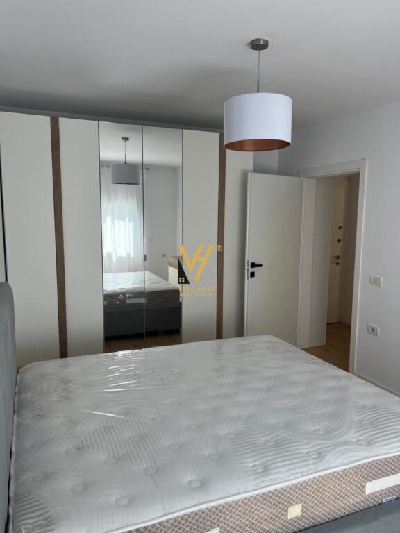 JEPET APARTAMENT 2+1+BLK ME QIRA TE BLV. ZOGU I 1, 950 EURO