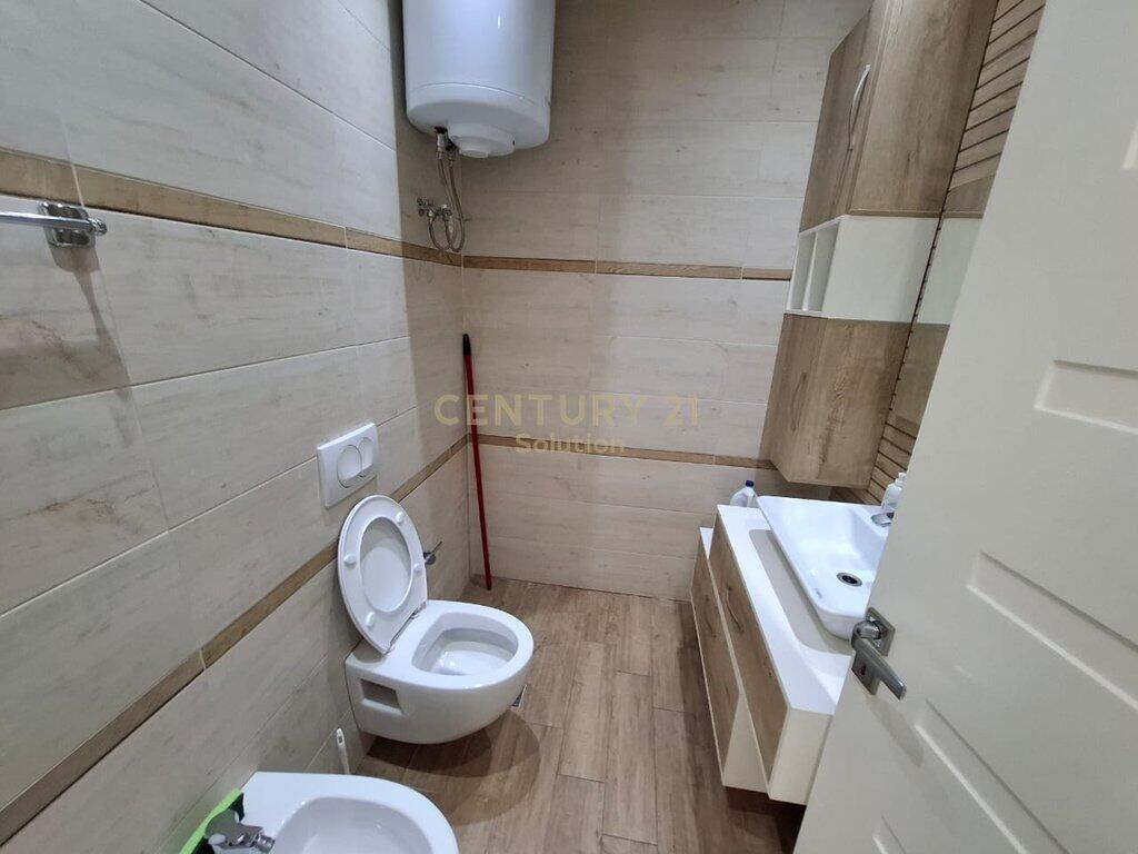 KOSOVAREV STREET, APARTMENT FOR RENT 2+1+2+PARKING PLACE!!
