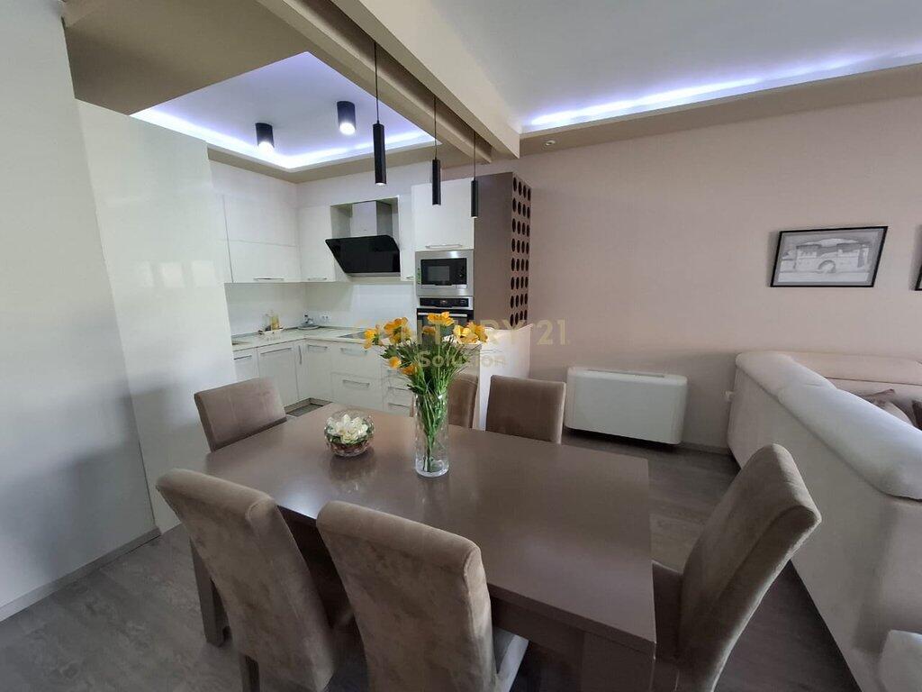 KOSOVAREV STREET, APARTMENT FOR RENT 2+1+2+PARKING PLACE!!