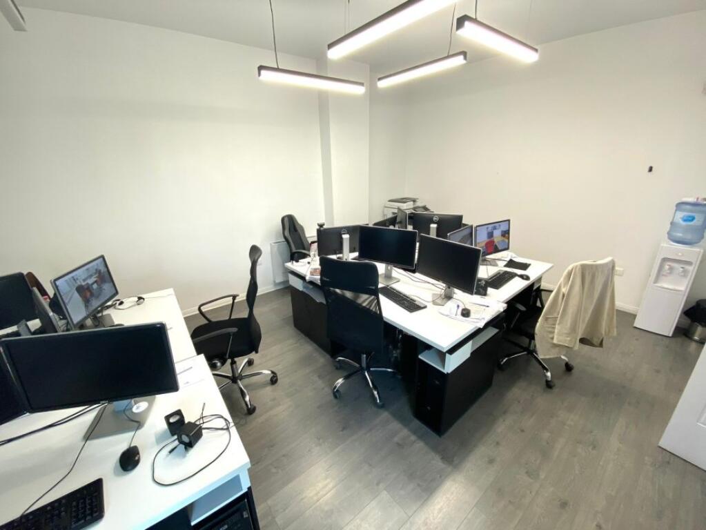 Office for rent at Square 21