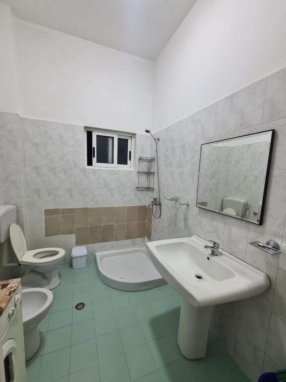 JEPET ME QERA APARTAMENT 1+1 40000 LEKE ALI DEMI