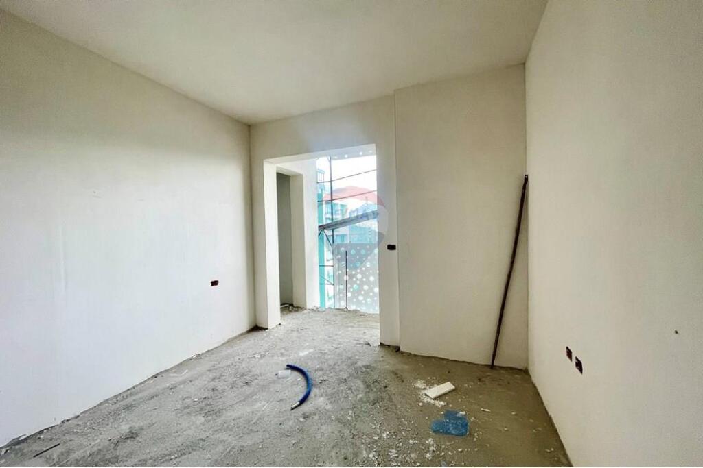 APARTMENT 1+1 FOR SALE AT CORNER RESIDENCE!