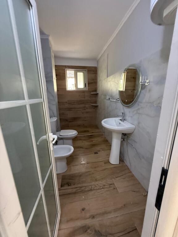 Shitet 2+1 - Ali Dem - 72m²