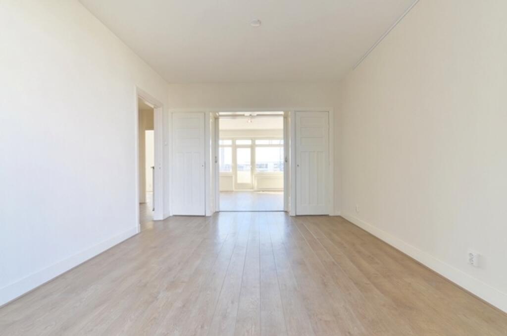 Office for Rent 2+1 at Garden Building Complex (ID BZ2660) Tirana