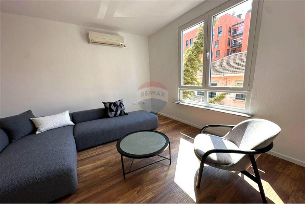 APPARTAMENTO 2+1 CON CUCINA SEPARATA IN CENTRO