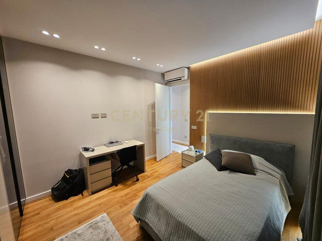 🌿 3-Bedroom Apartment + 2 Bathrooms + 2 Parking Spaces for Sale – Forest Residence