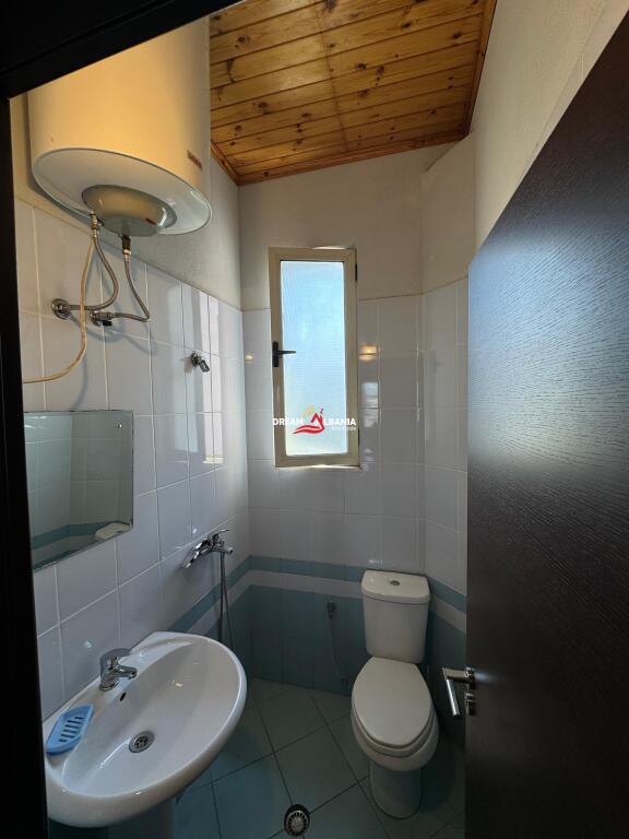Appartamento 2+1 +Balcone (Piano Villa) in affitto al Mercato Elettrico – Tirana (ID 4251407)