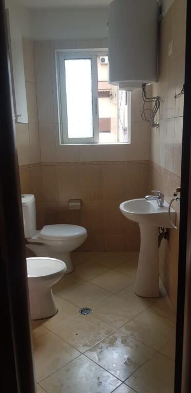 Apartment 2+1+1 with balcony for rent 📍blv bajram curri