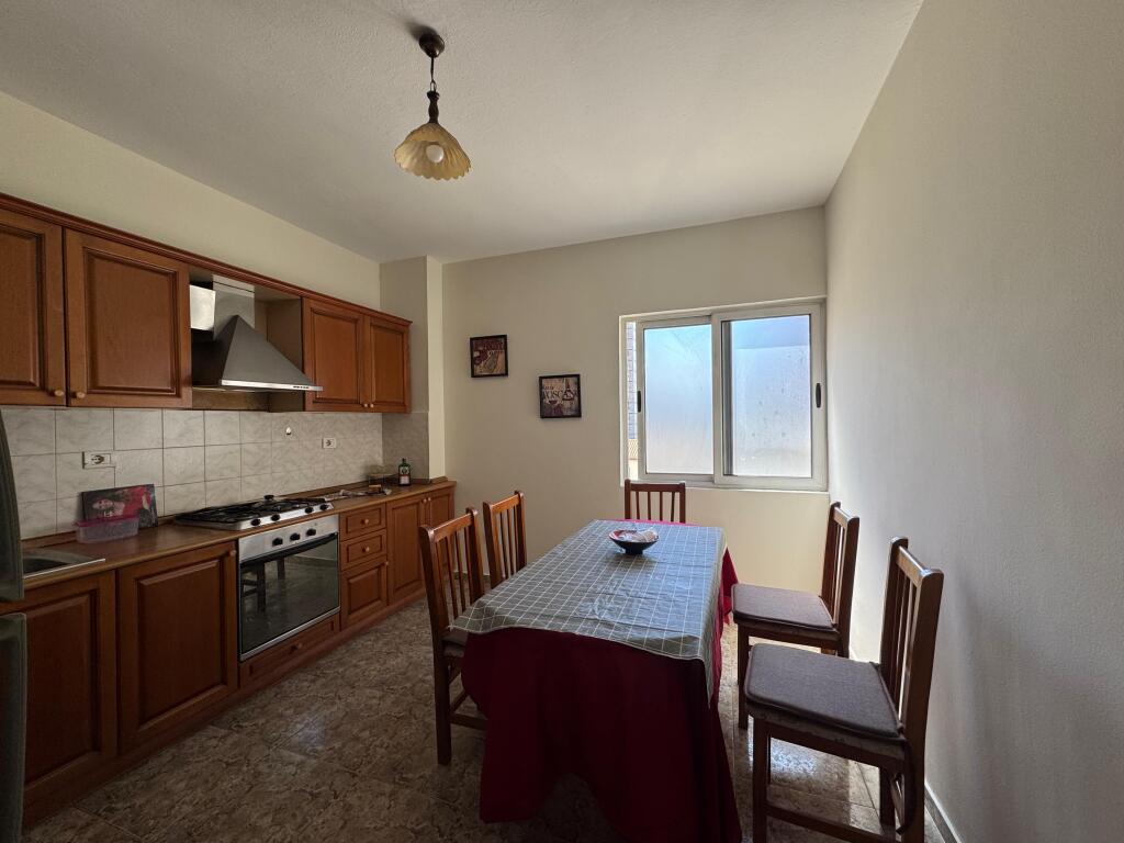 Apartment 3+1+2 for rent, Kavaja Street