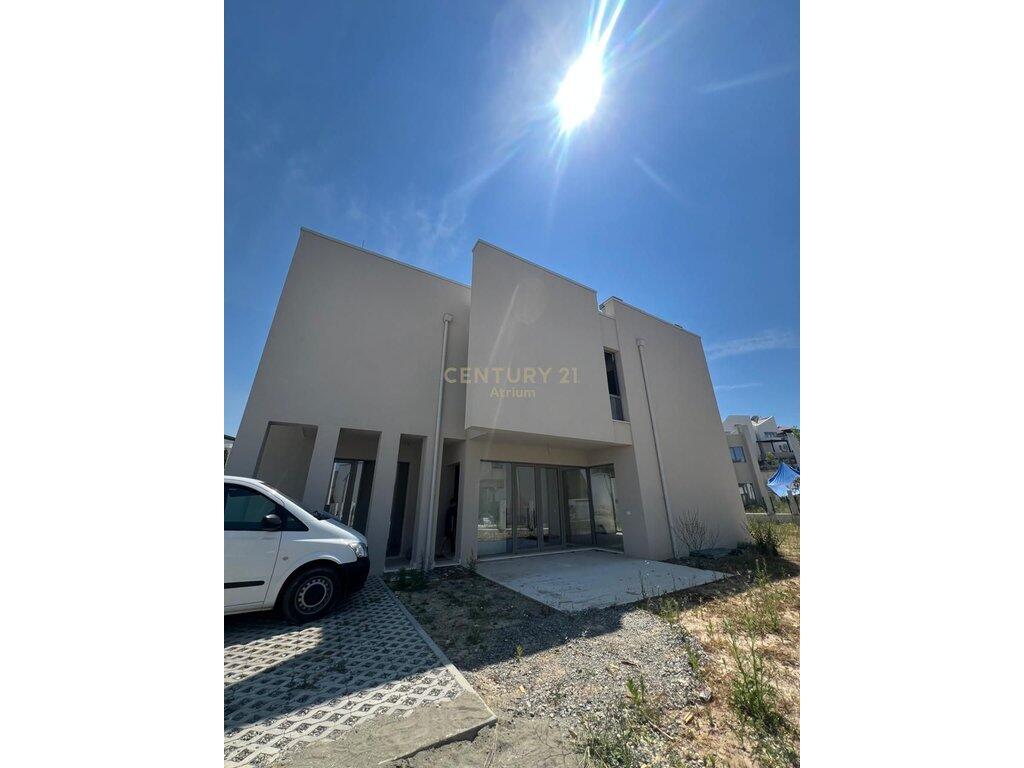 3-STORY VILLA FOR RENT | GREEN VALLEY RESIDENCE