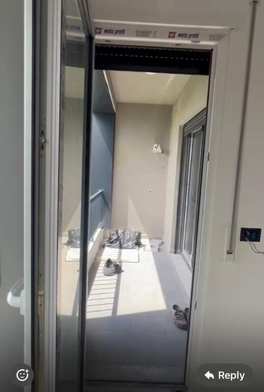 Shitet apartament 2+1