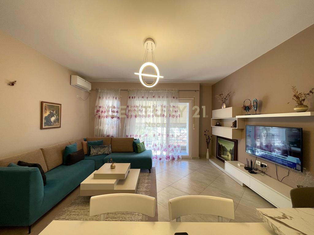 FOR RENT APARTMENT 2+1+WARDROBE IN DRY LAKE!Neom119646