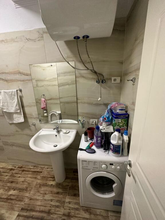 Apartament ne shitje 2+1