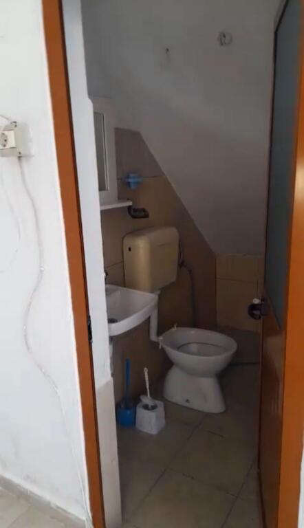 For rent the 1st floor of a private house.