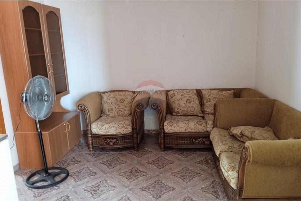 Apartment for Rent 3+1 near the "4 Deshmoret" School