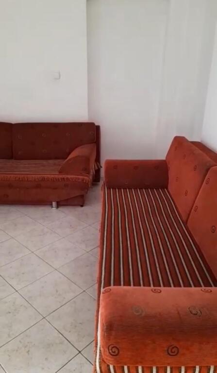 For rent the 1st floor of a private house.