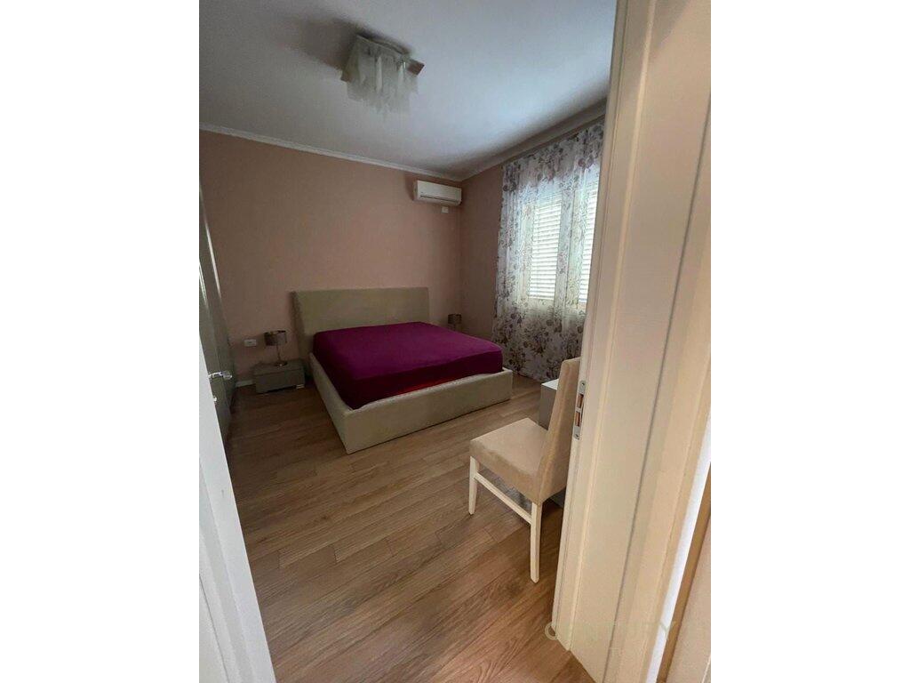 Apartment 1+1 for rent on "Mine Peza" Street !