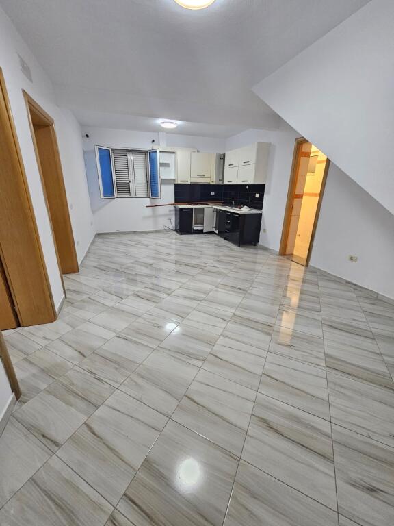 Long-term rental offered 📍 At Galaktiku, Durrës