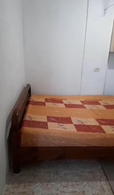 For rent the 1st floor of a private house.