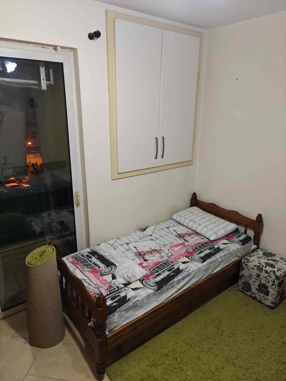 Tirane, 2+1+Bllk apartment for rent, 3rd floor, 98 m², 720 € + Garage for two cars / Two parking spaces included in Don Bosko