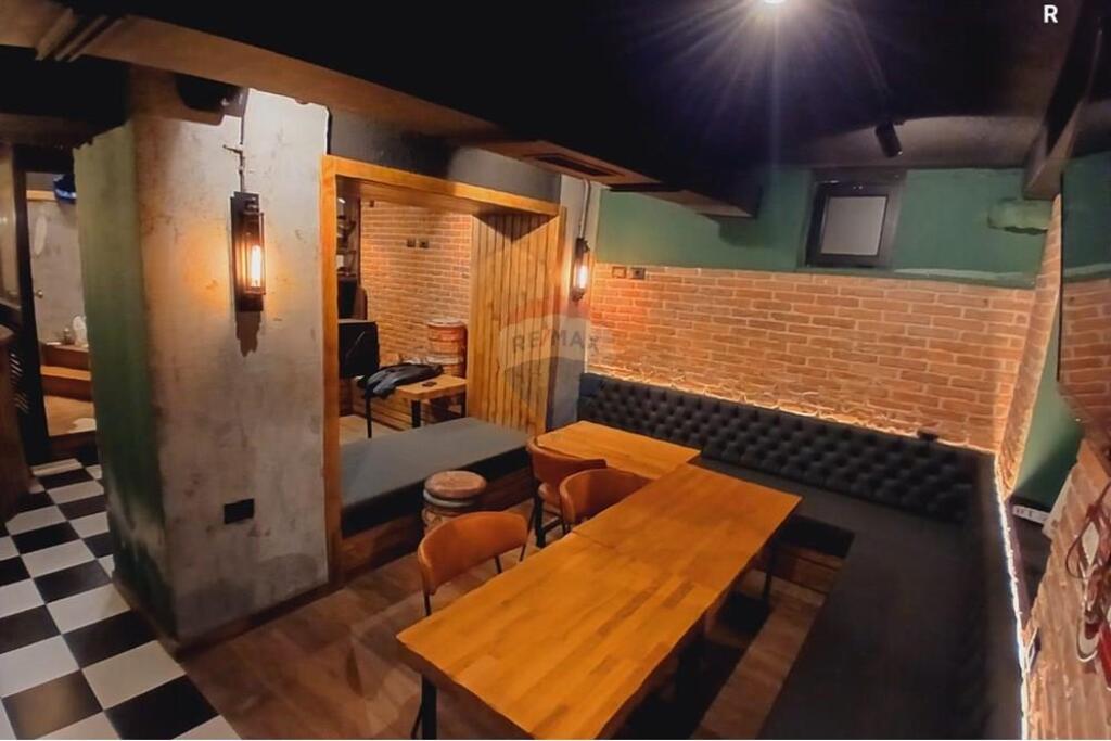 Bar-Cafe Venue for Sale in Bllok