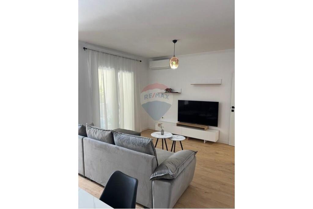 Apartment 2+1 - Rent - Zogu I Boulevard