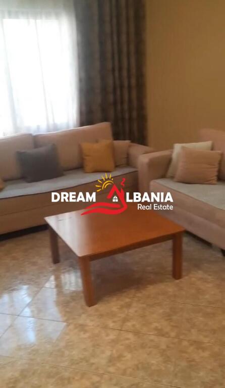 Appartamento 3+1+2 in vendita in Via Asim Vokshi vicino al Complesso Panorama a Tirana(ID 4131463)