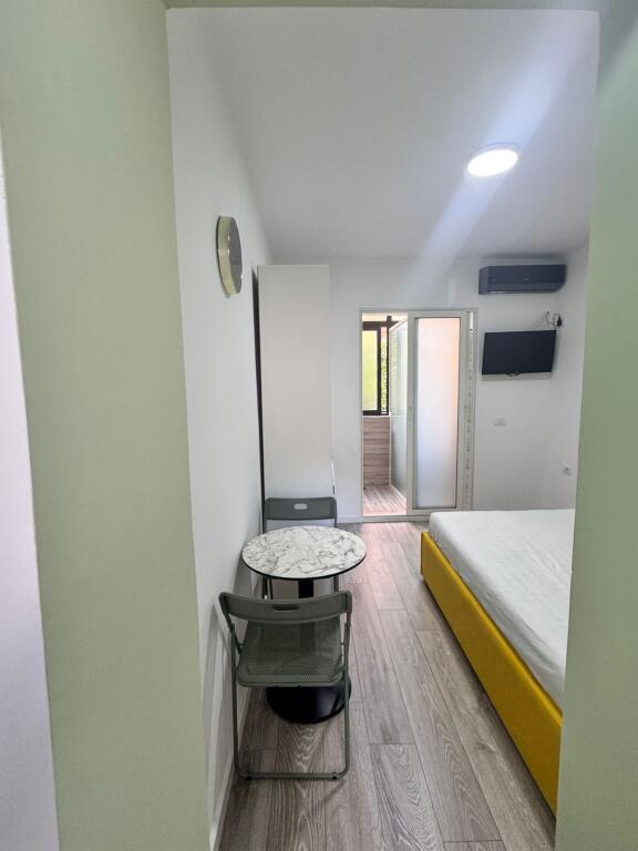 Studio apartment for rent, near the Guard.