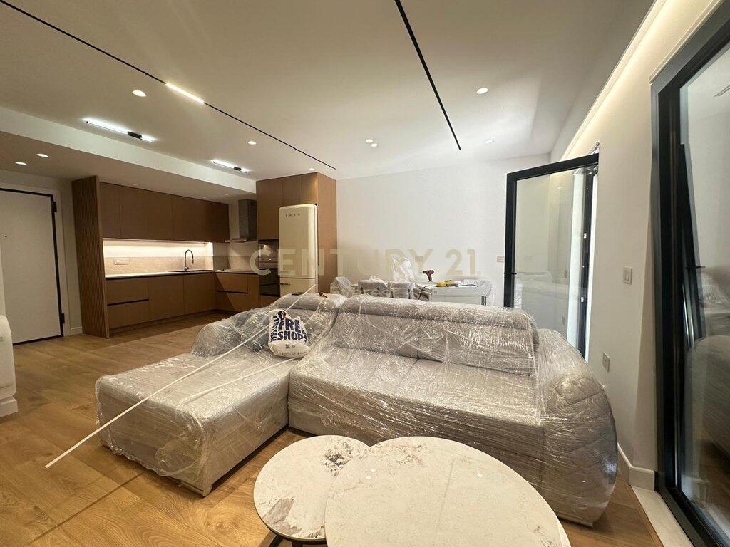 APARTAMENT 3+1+2 ME VERANDË DHE PARKIM | KODRA E DIELLIT 2