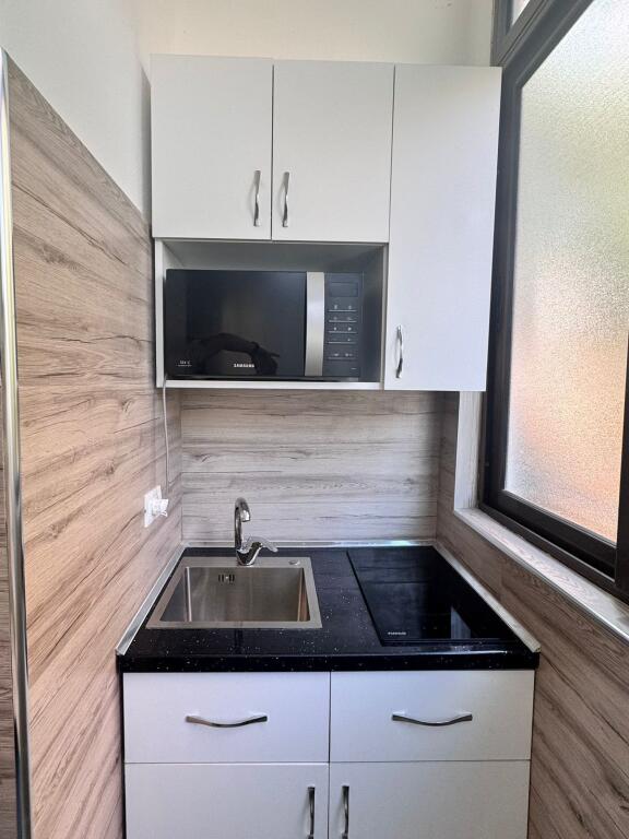 🏠 For Rent: Studio Apartment near the Guard – €400/month