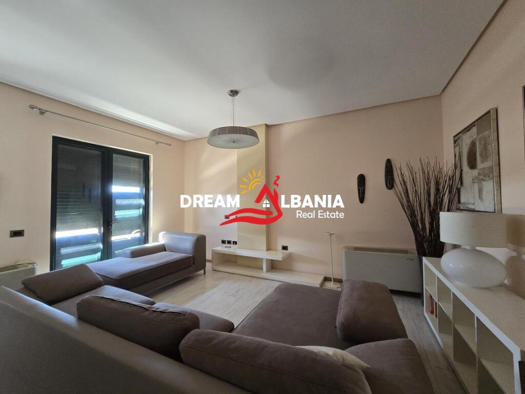 Appartamento o Ufficio+2 Posti Auto in Affitto in Via Elbasan, vicino a RTSH a Tirana (ID 42611307)