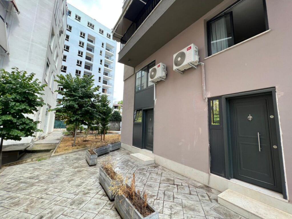 DUPLEX FOR RENT 400 EURO DIBRA STREET