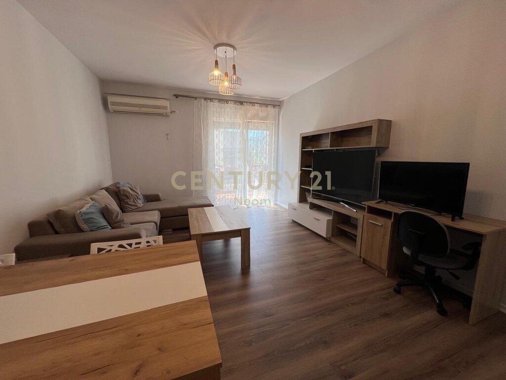 FOR RENT 2+1 APARTMENT AT KOLOMBO COMPLEX, DRY LAKE!