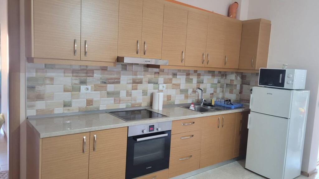 Apartment 2+1+ balcony Fresku