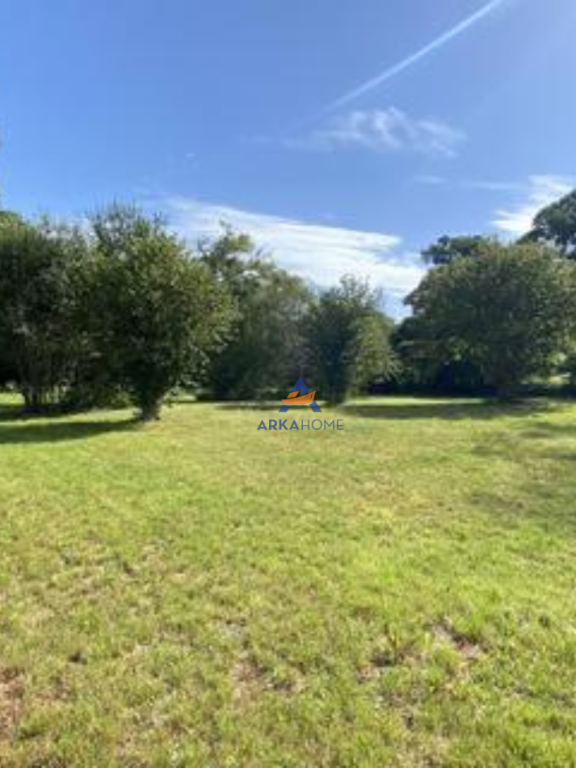 LAND FOR SALE 262M2 "IBE E POSHTME,BERZHITE" 17,030 EURO.