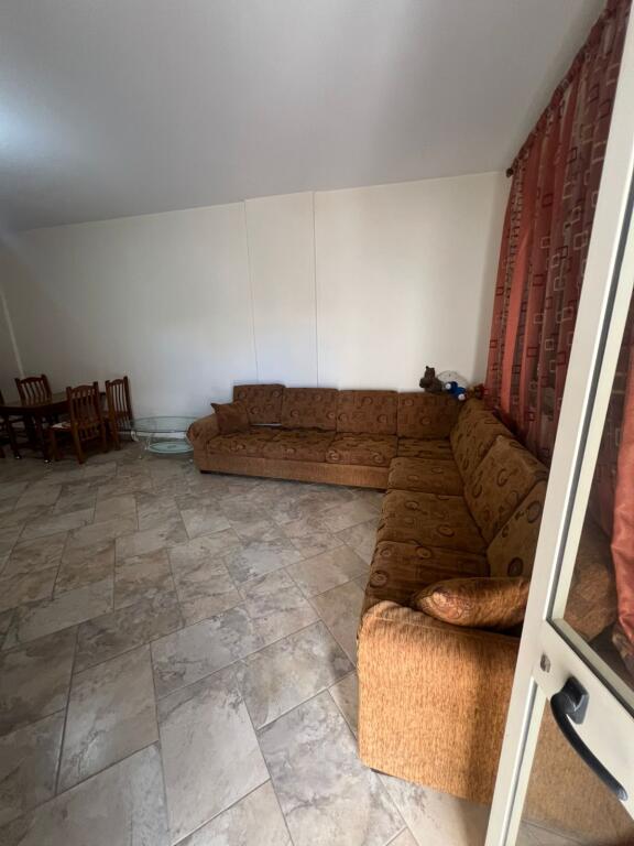 Apartment 1+1 for sale – Shkëmbi i Kavajës, 2nd floor, 73 m² – 73,000 €