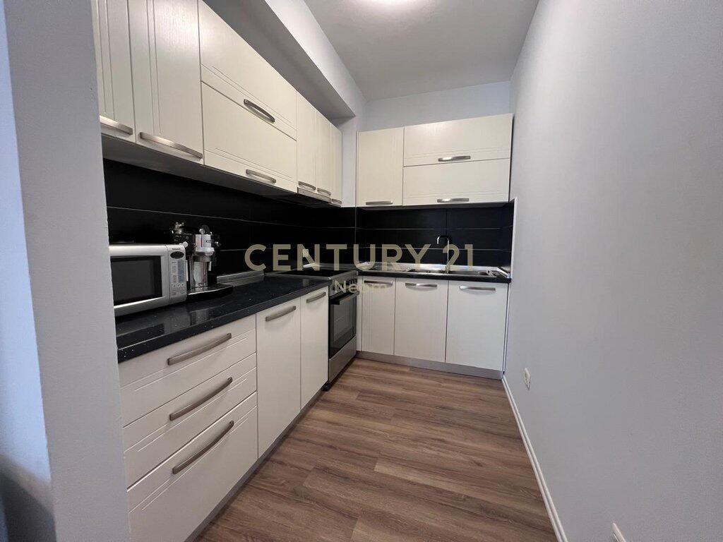 FOR RENT 2+1 APARTMENT AT KOLOMBO COMPLEX, DRY LAKE!