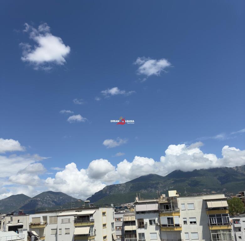 Appartamento 2+1 +Balcone (Piano Villa) in affitto al Mercato Elettrico – Tirana (ID 4251407)