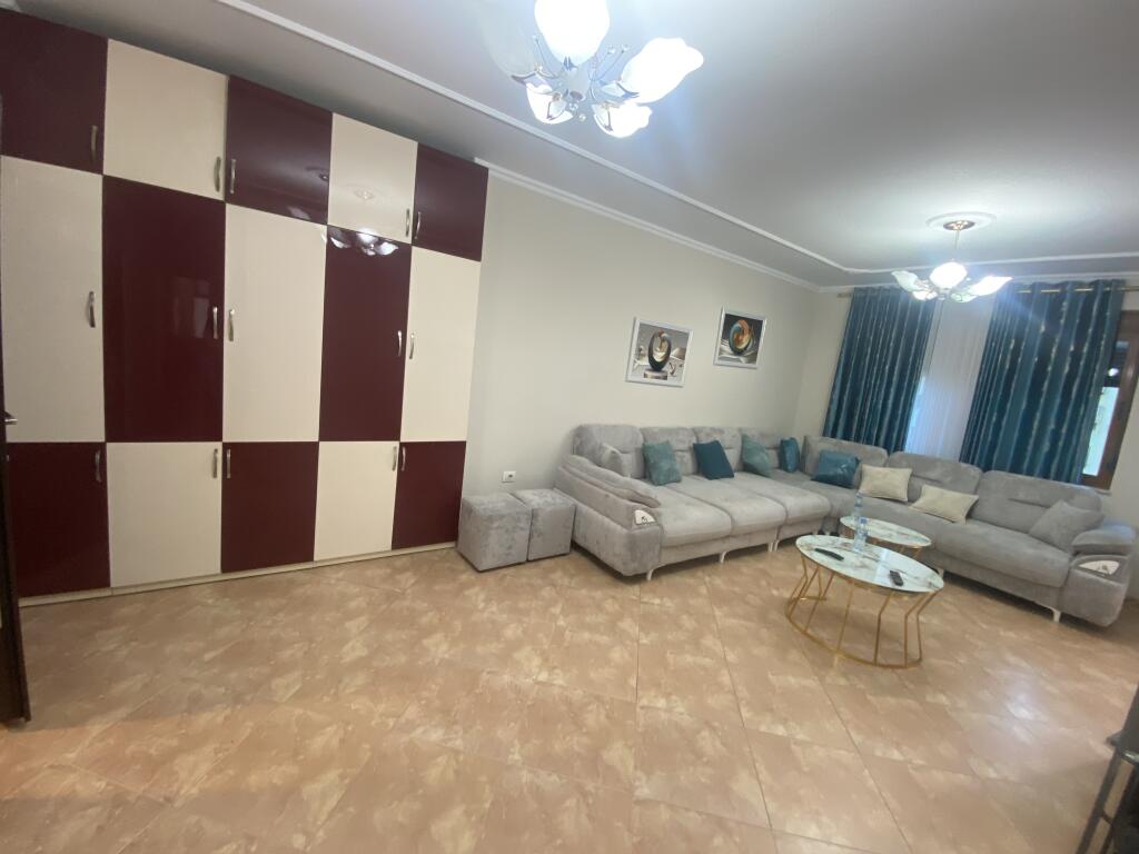 3+1,furnished complex service train station,800 euro