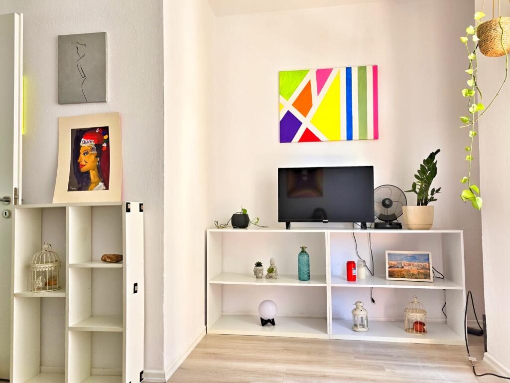 Apartament 1+1 Pazari i Ri per banim ose perdorim airbnb
